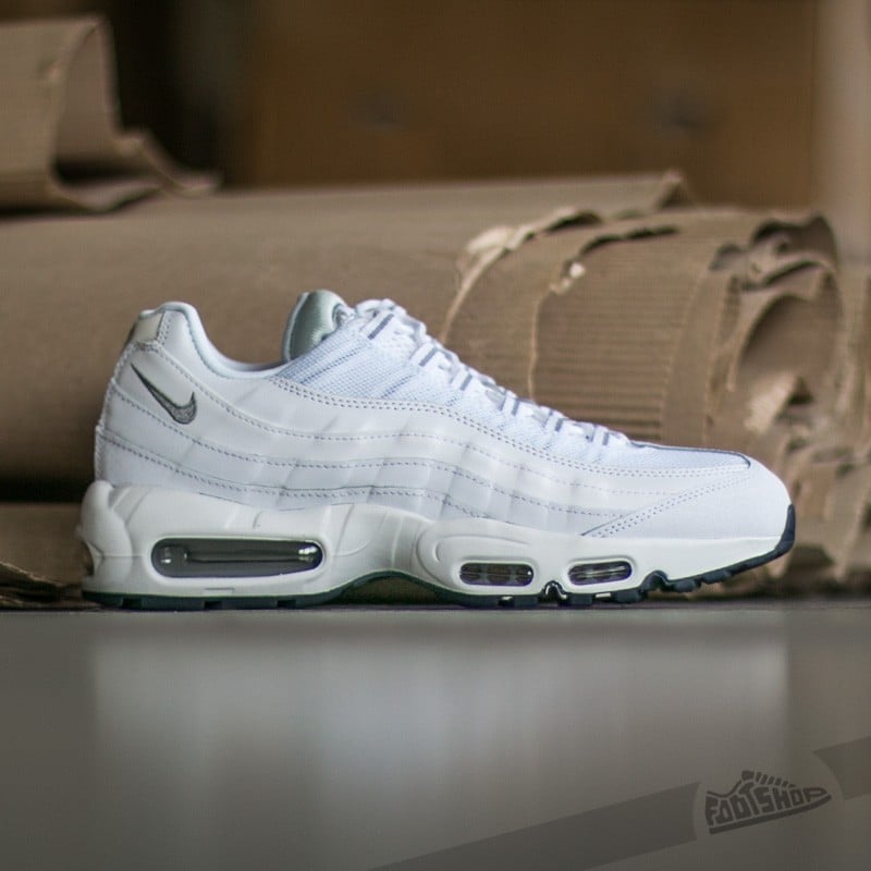Nike air max 95 essential wit on sale