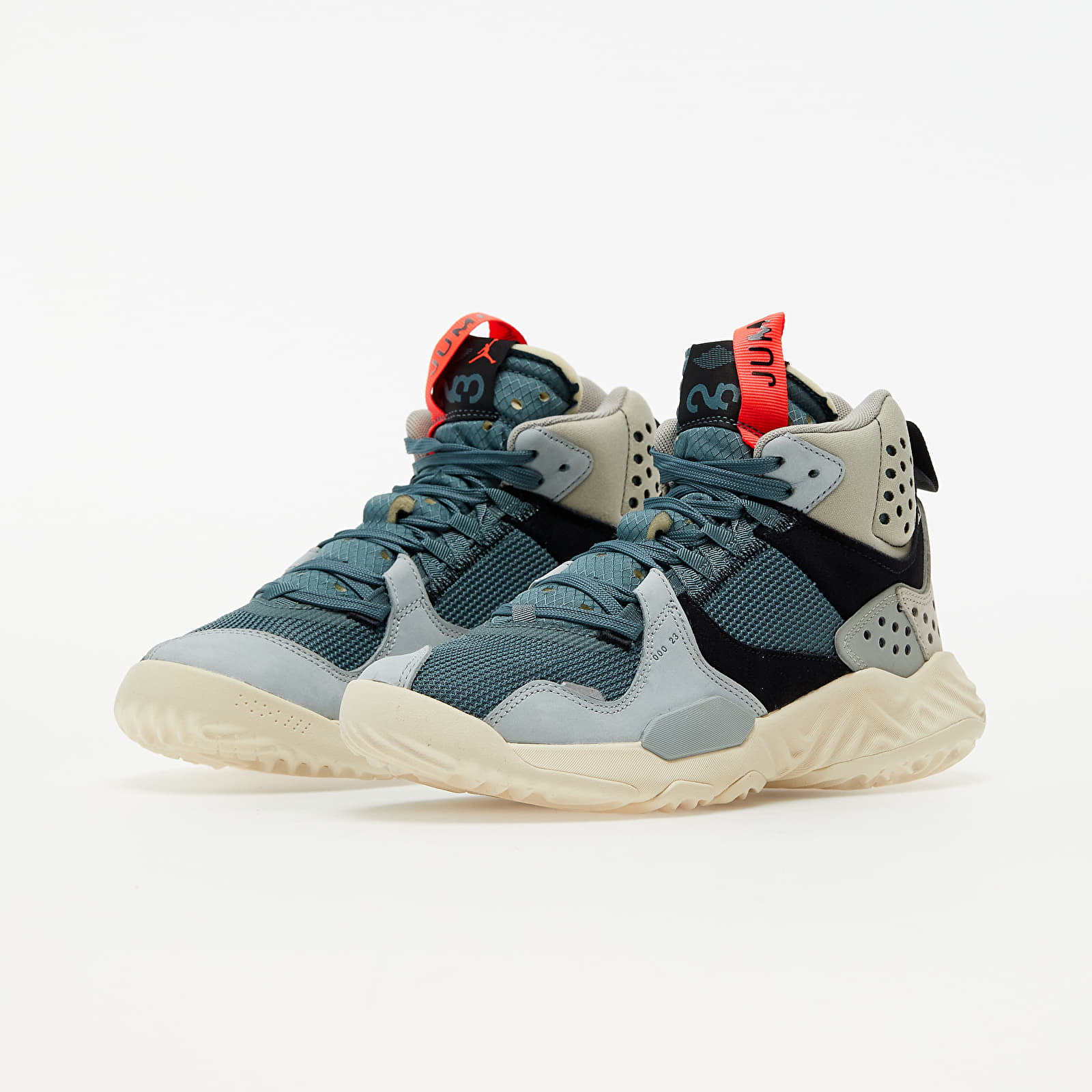 Buty męskie Jordan Delta Mid Hasta/ Bright Crimson-Light Pumice-Black