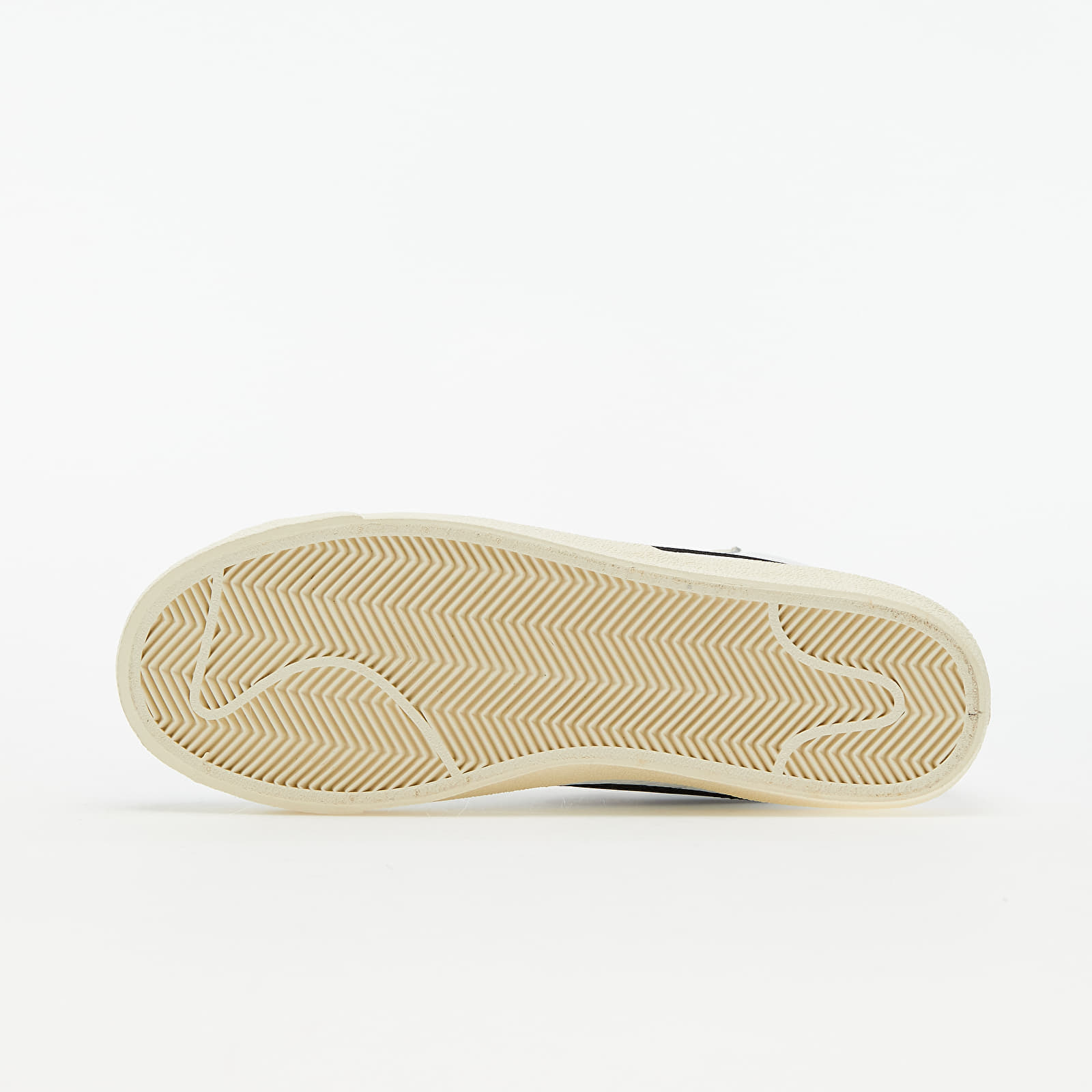 Damen Sneaker und Schuhe Nike Blazer Mid '77 Summit White/ Black-Pale Ivory-Beach