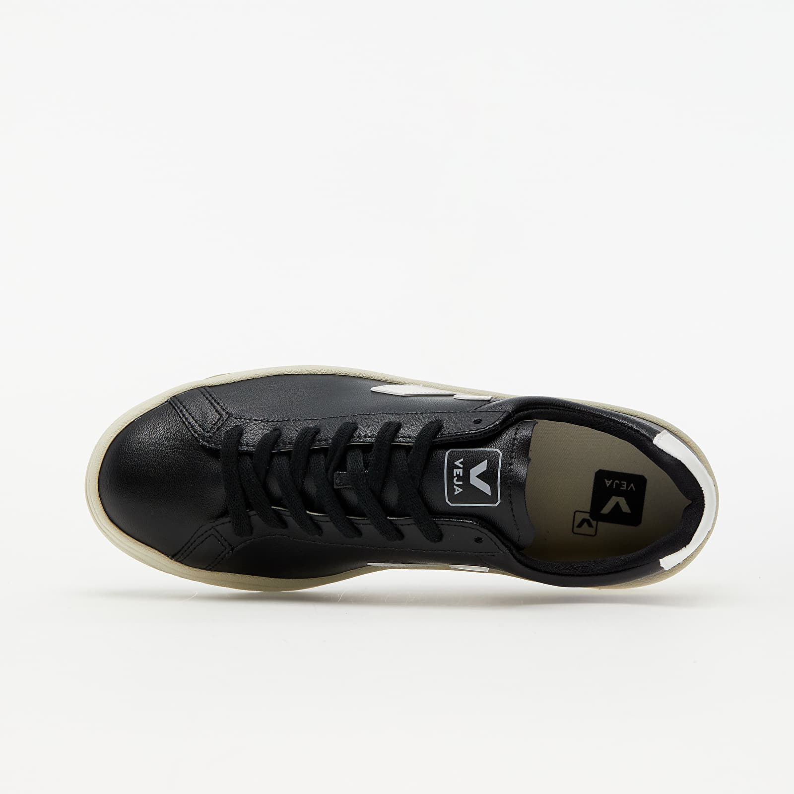Men's shoes Veja Urca CWL Black/ White