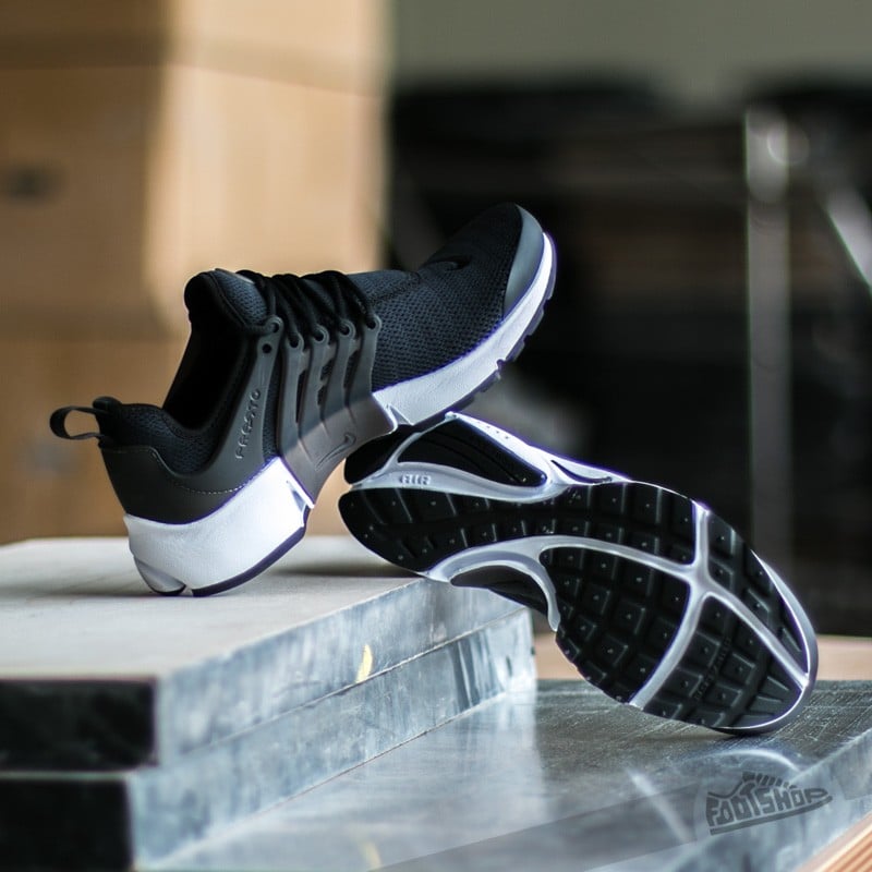 Scarpe donna Nike Wmns Air Presto Black/ Black-White