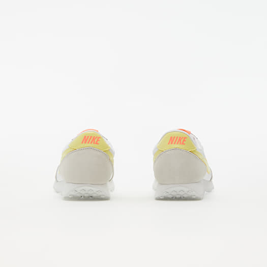Women's shoes Nike W Daybreak Pale Ivory/ Lt Zitron-Bright