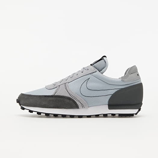 Nike men's daybreak shop