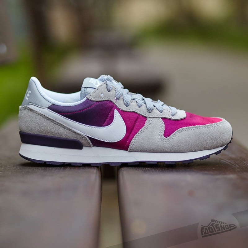 Women's shoes Nike Internationalist (GS) Wolf Grey/ White-Purple Dynasty 