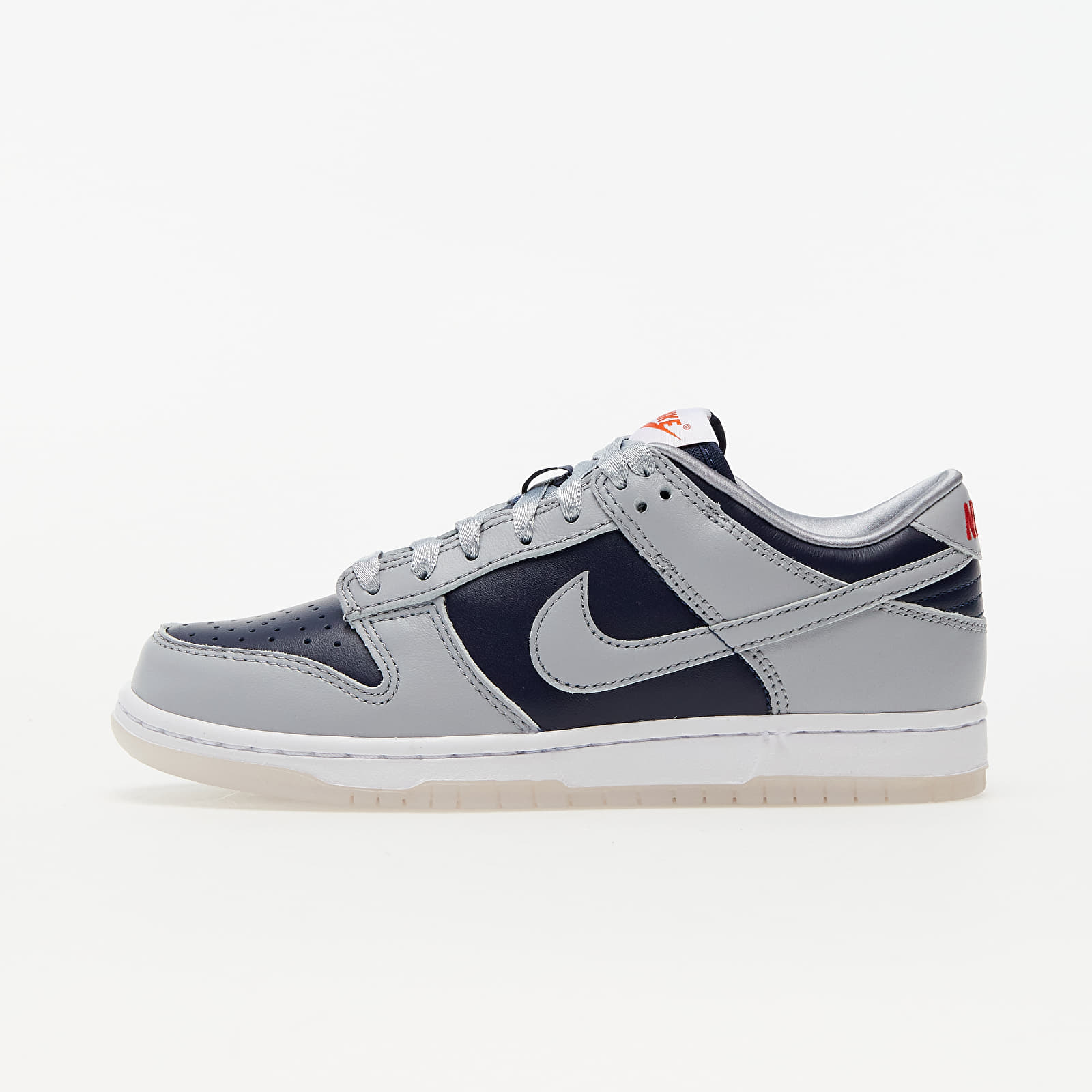 Women's shoes Nike W Dunk Low SP College Navy/ Wolf Grey-University Red