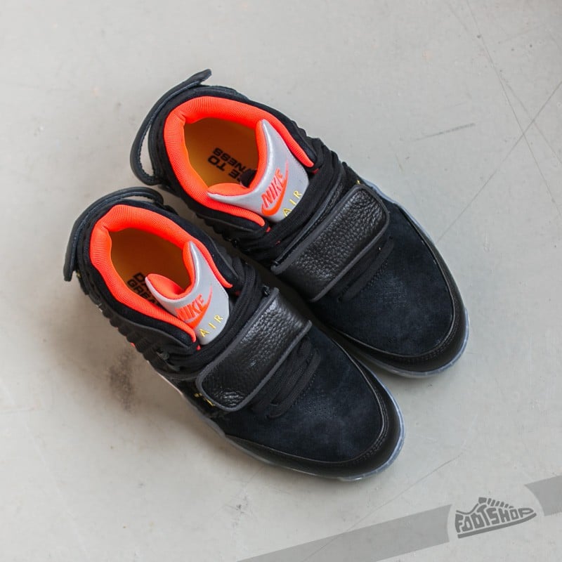 Men s shoes Nike Air Trainer V. Cruz QS Black Bright Crimson Tour Yellow White Footshop