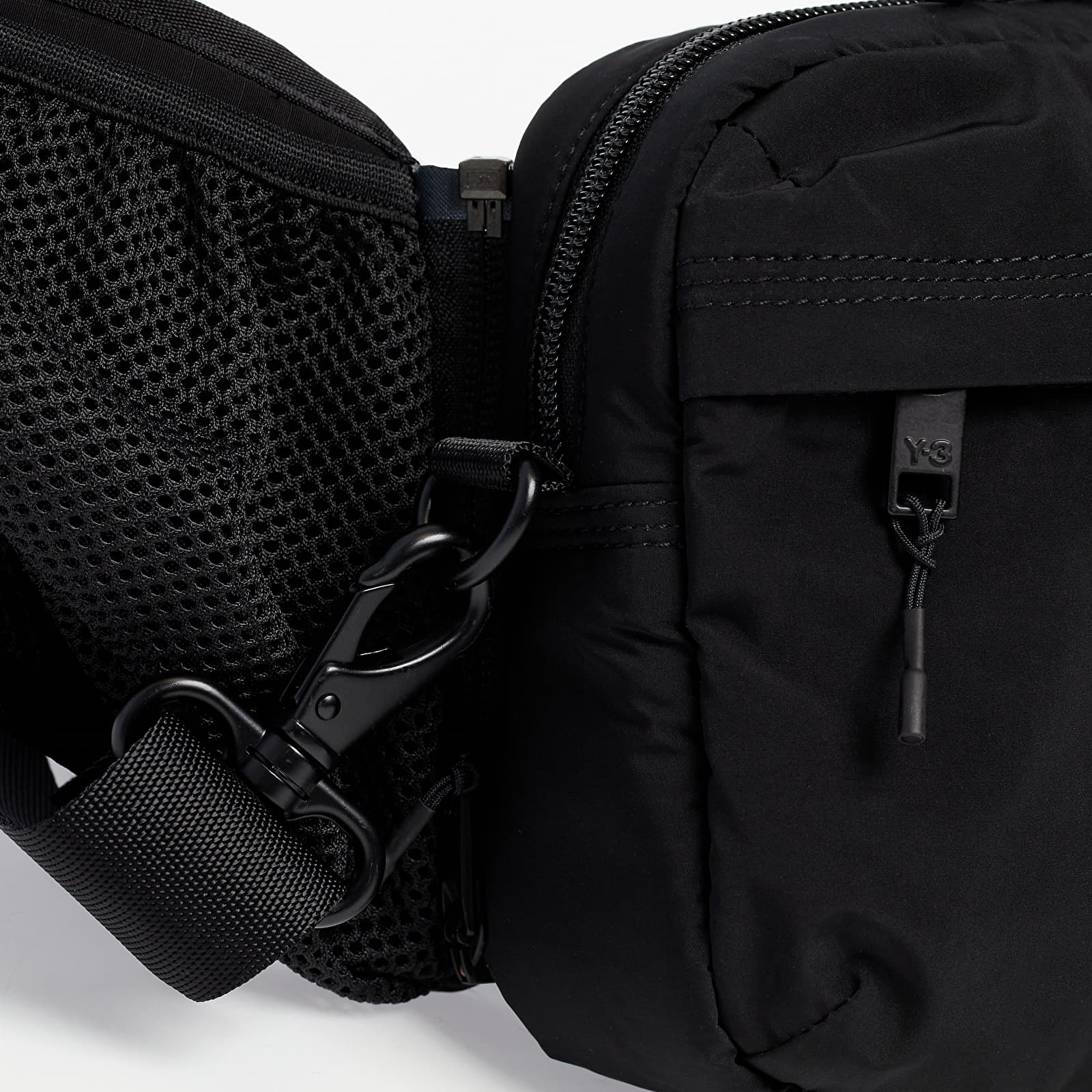 Hip bags Y-3 Classic Sling Bag Black