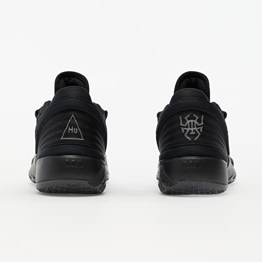 Chaussures et baskets homme adidas x Pharrell Williams D.O.N. Issue 2 Core  Black/ Core Black/ Core Black | Footshop