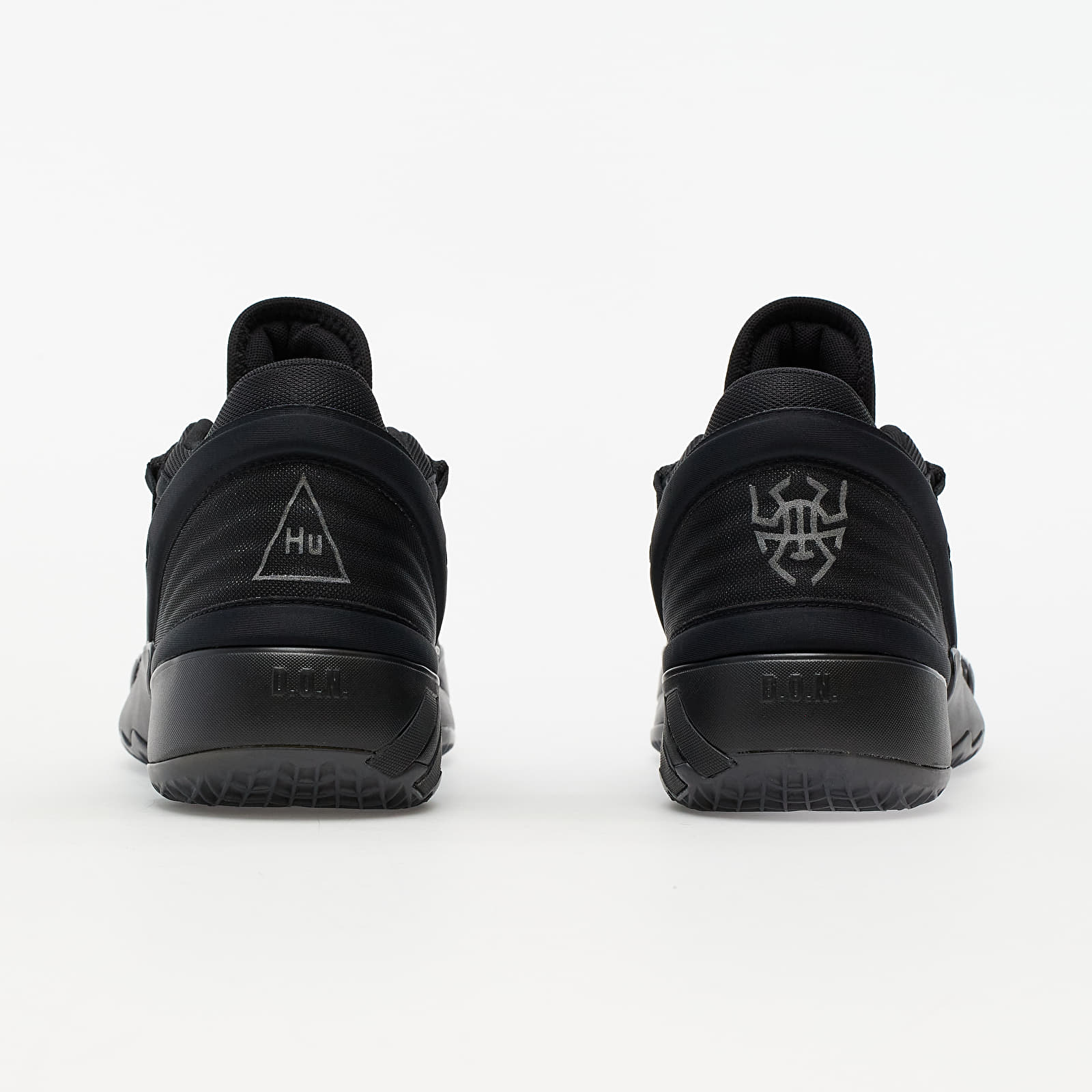 Încălțăminte și sneakerși pentru bărbați adidas x Pharrell Williams D.O.N. Issue 2 Core Black/ Core Black/ Core Black