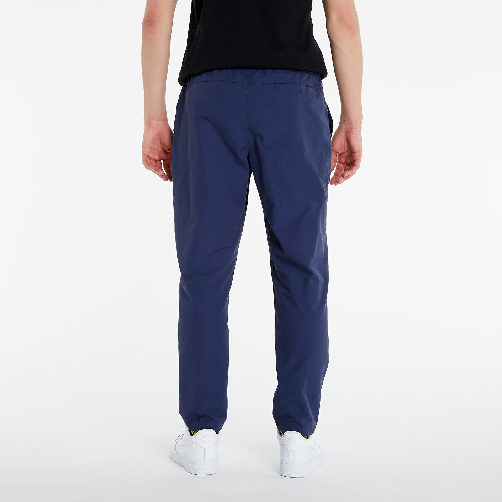 Hlače Nike Sportswear City Edition Woven Pants Players Midnight Navy/ White