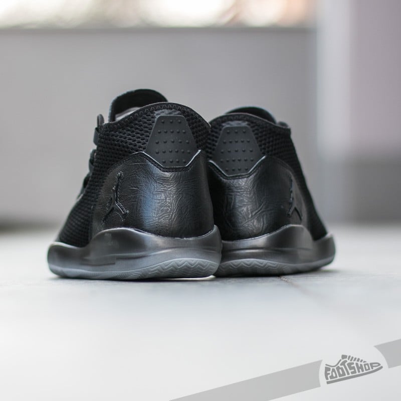 Men's shoes Jordan Reveal Premium Black/ Black - Black - Wolf Grey