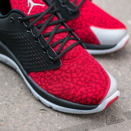 Jordan trainer shoes top