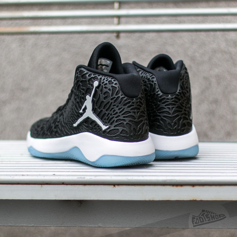 Încălțăminte și sneakerși pentru bărbați Jordan Ultra Fly Black/ Reflect Silver - White