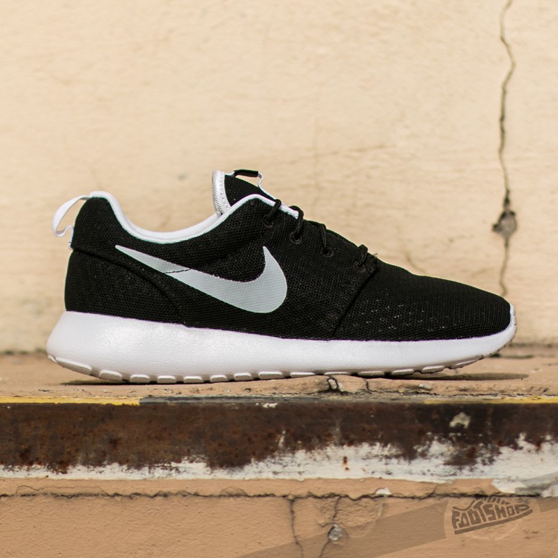 Men's shoes Nike Roshe One BR Black/ White 