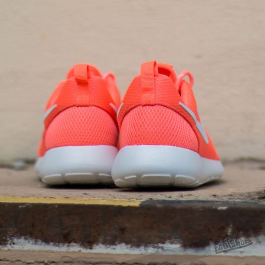 Nike roshe one fluo outlet