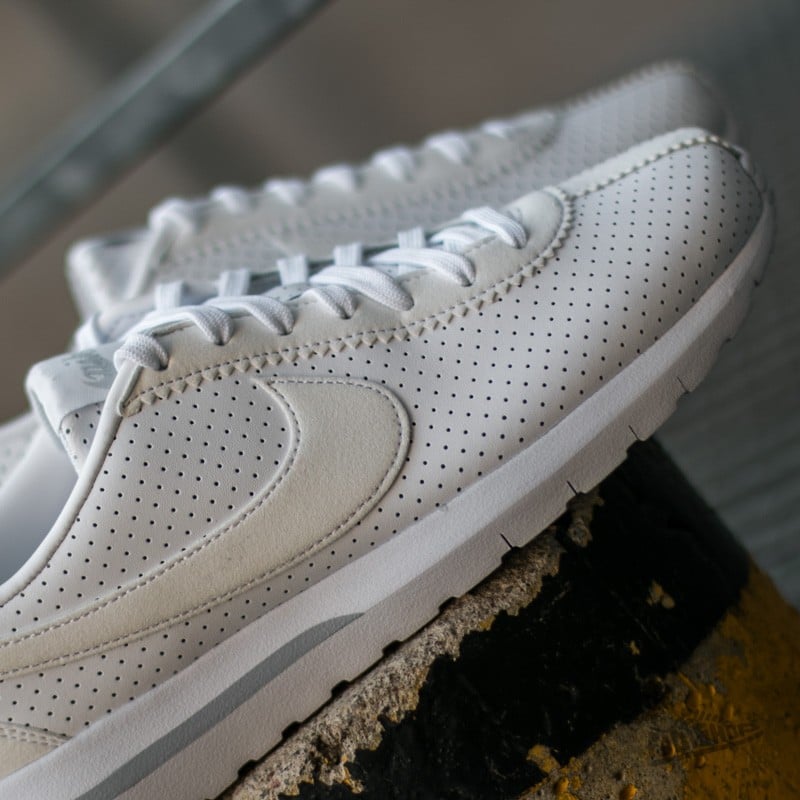 Skor för kvinnor Nike W Roshe Cortez NM White/ White-Pure Platinum