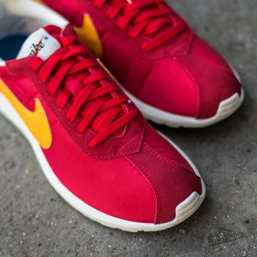 Red and gold roshes shop