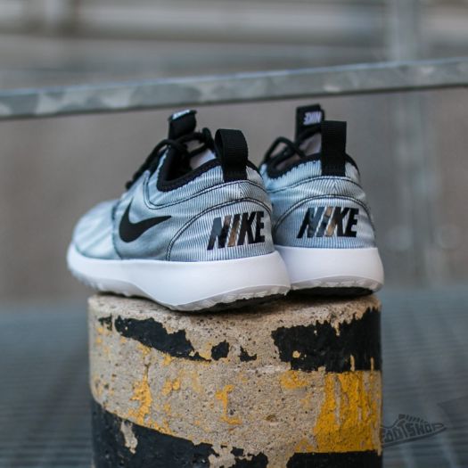Women s shoes Wmns Nike Juvenate Print White Black Cool Grey Footshop