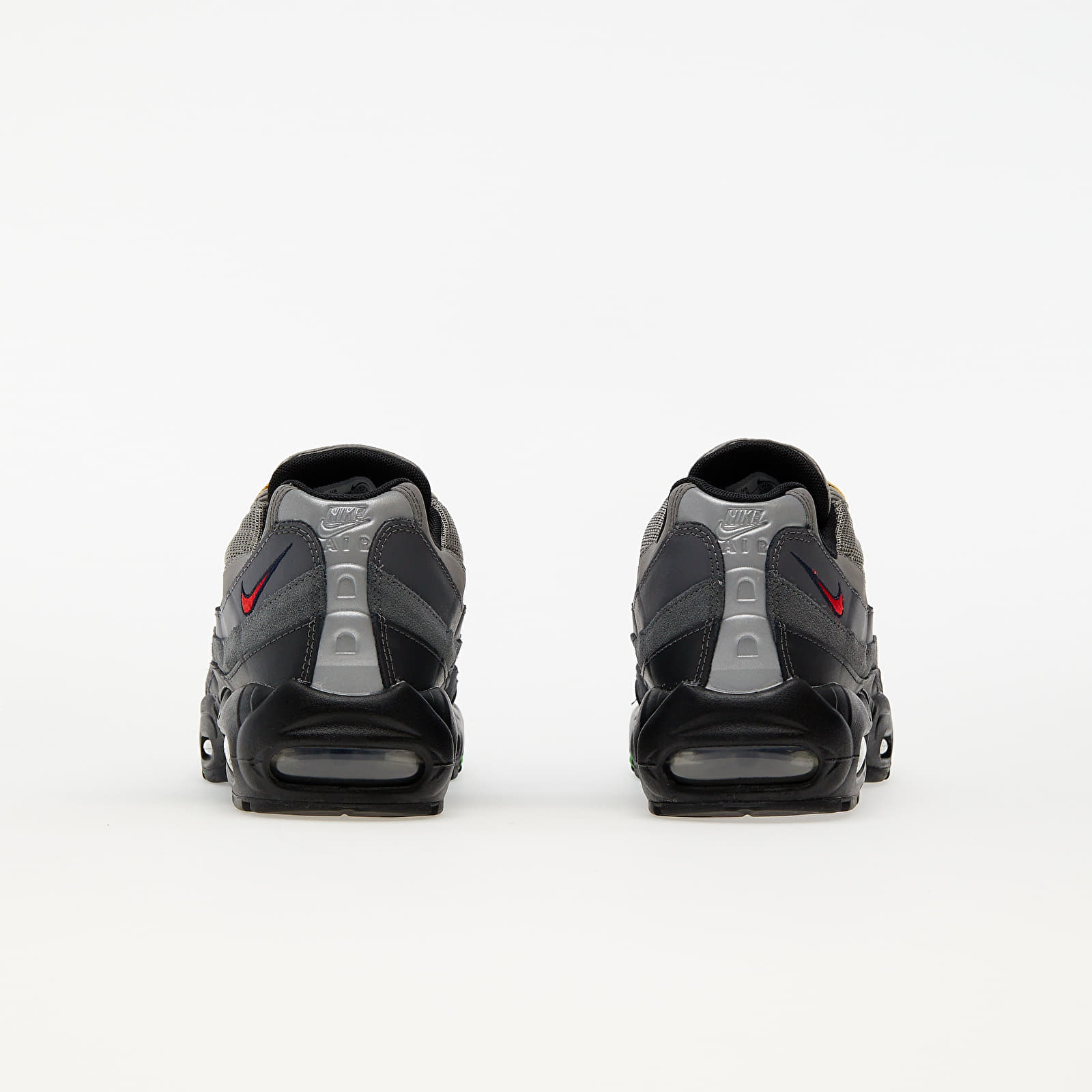 Încălțăminte și sneakerși pentru bărbați Nike Air Max 95 SE Light Charcoal/ University Red-Black