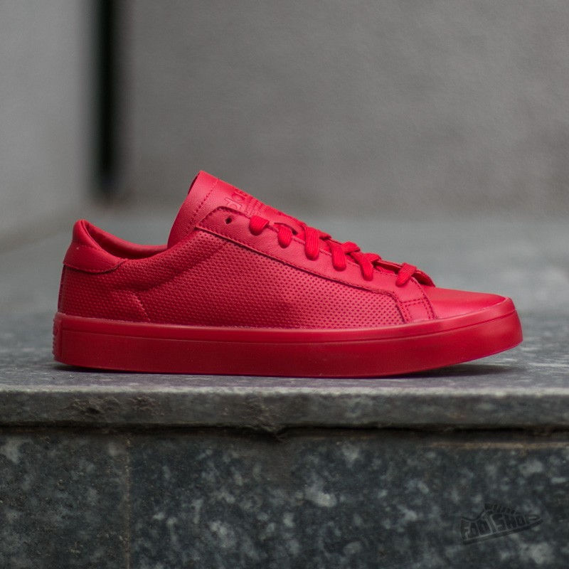Adidas court vantage red deals