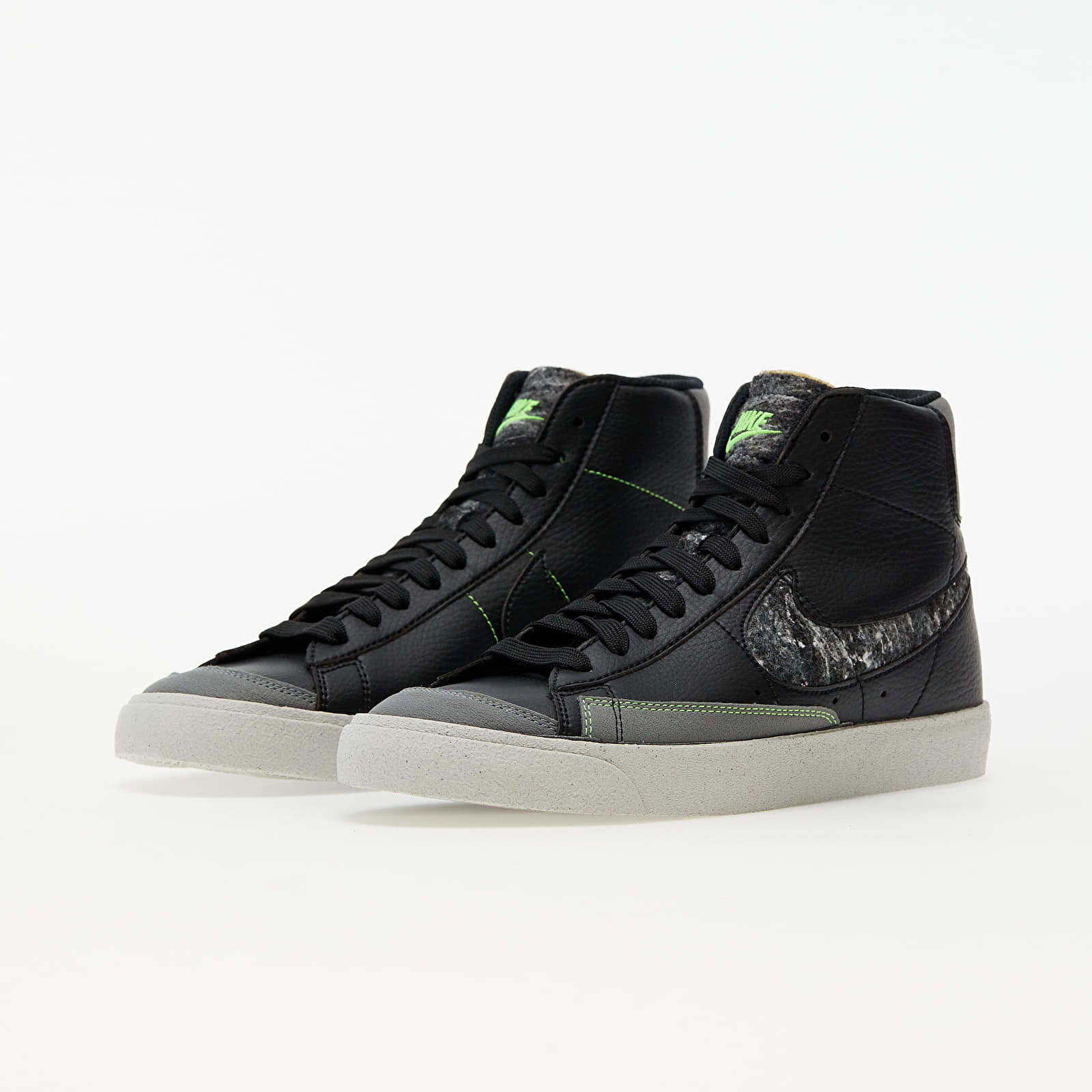 Nike blazer mid 77 black shop