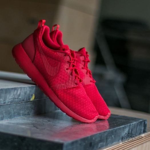 Scarpe uomo Nike Roshe One Hyp University Red University Red Black Footshop
