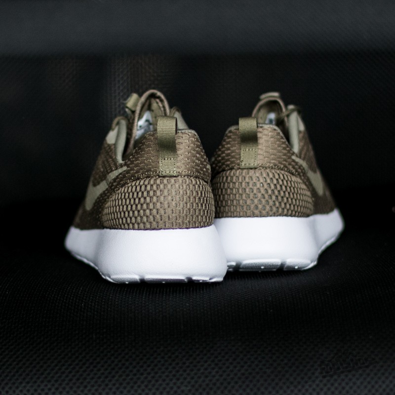 nike roshe one olive green