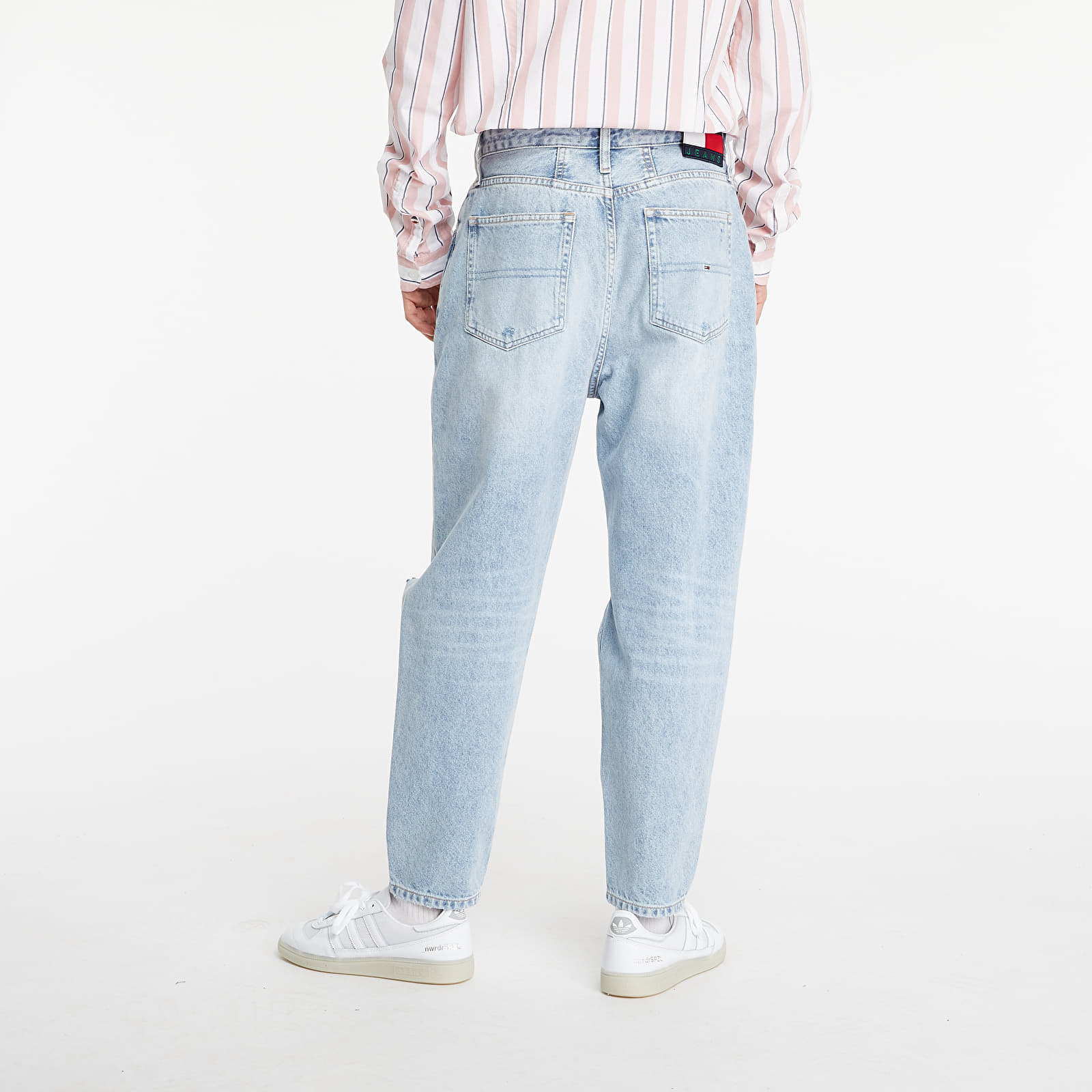 Hlače Tommy Jeans Mom Ultra High Rise Trapped Jean Blue