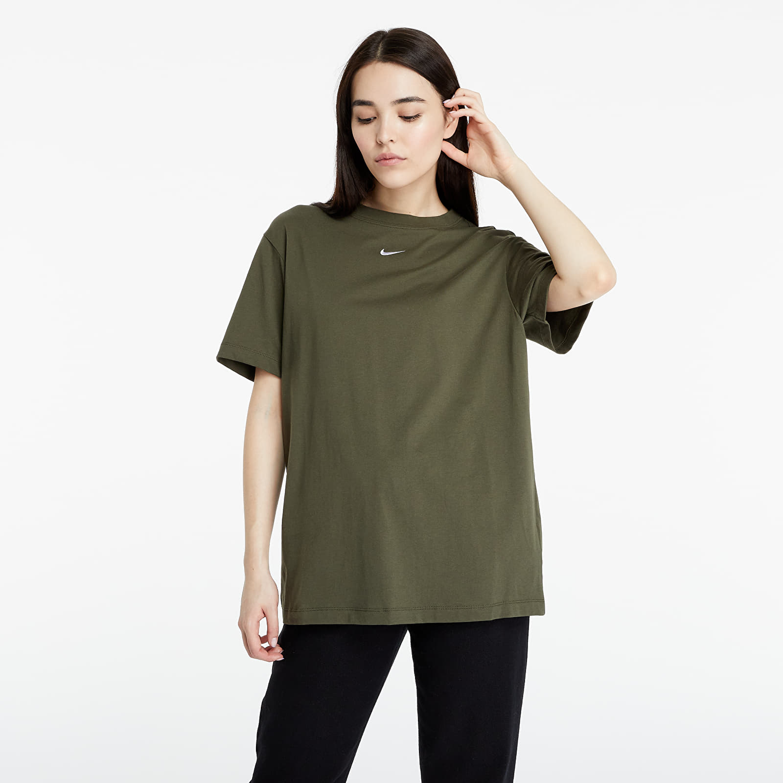 Nike camiseta essential hotsell boyfriend