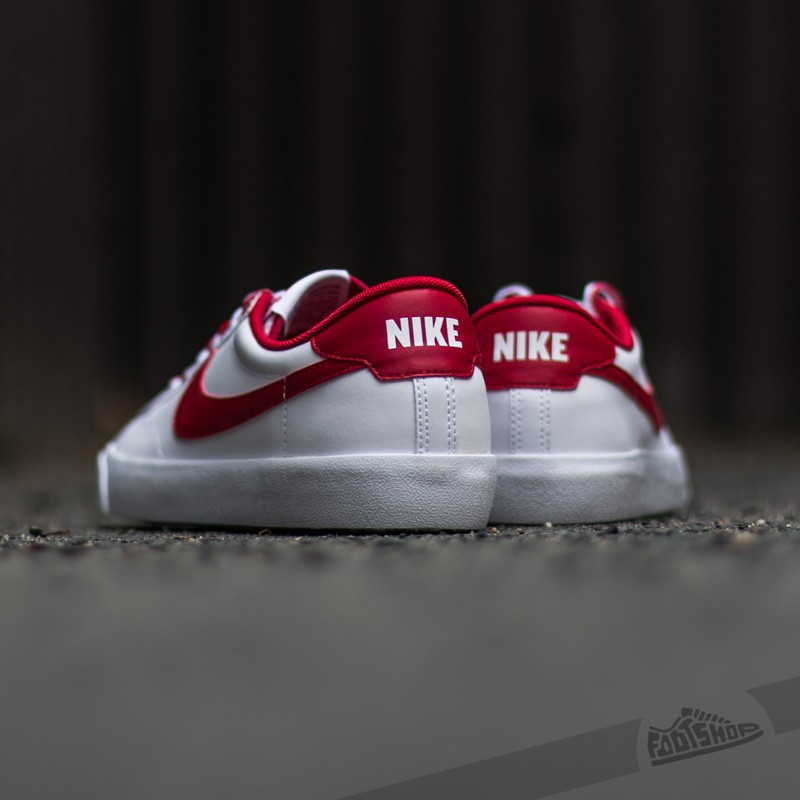 Pánské tenisky a boty Nike Tennis Classic AC White/ Gym Red-Gum Med Brown