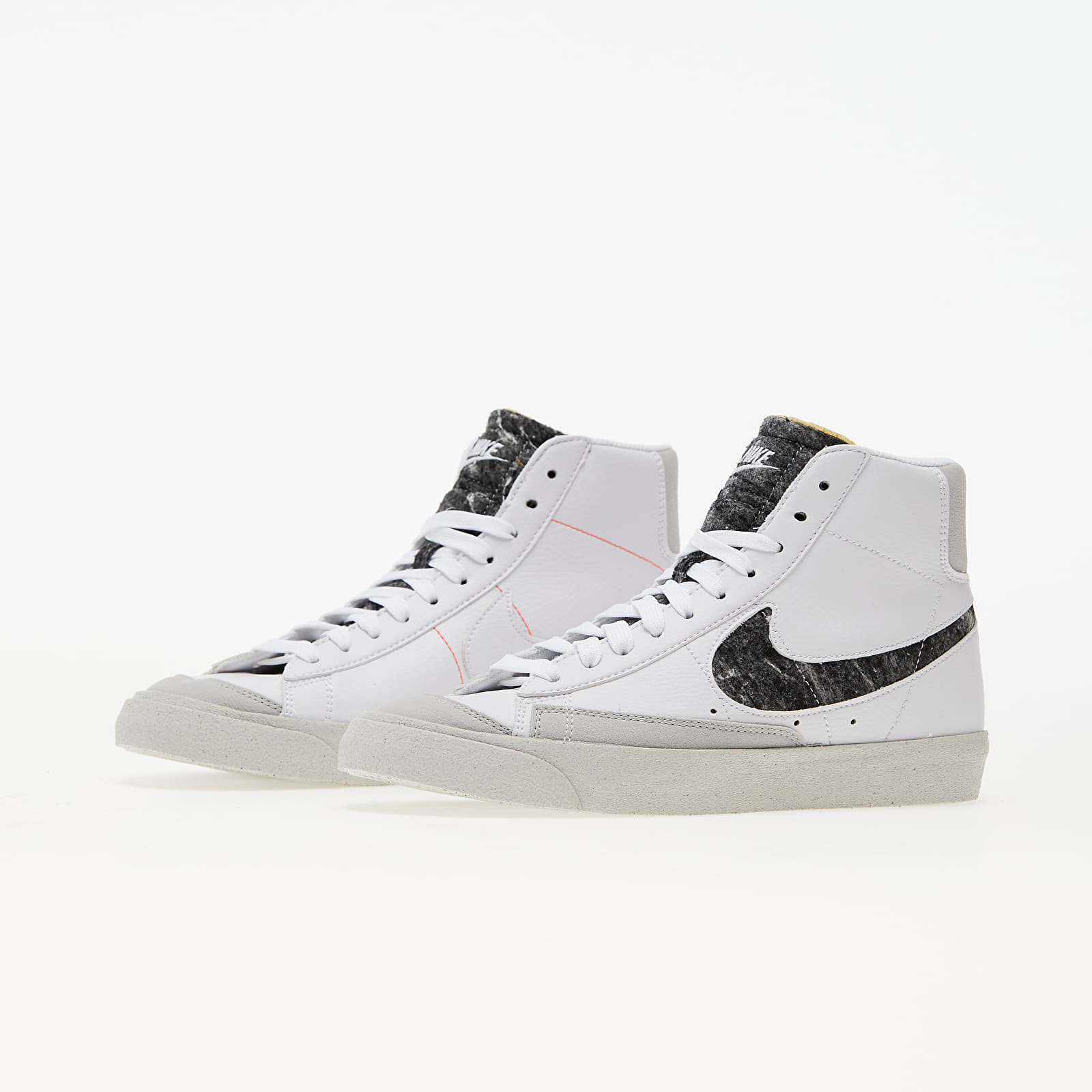 Zapatillas Hombre Nike Blazer Mid '77 White/ White-Lt Smoke Grey