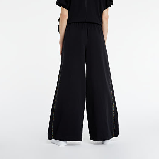 nike earth day pants