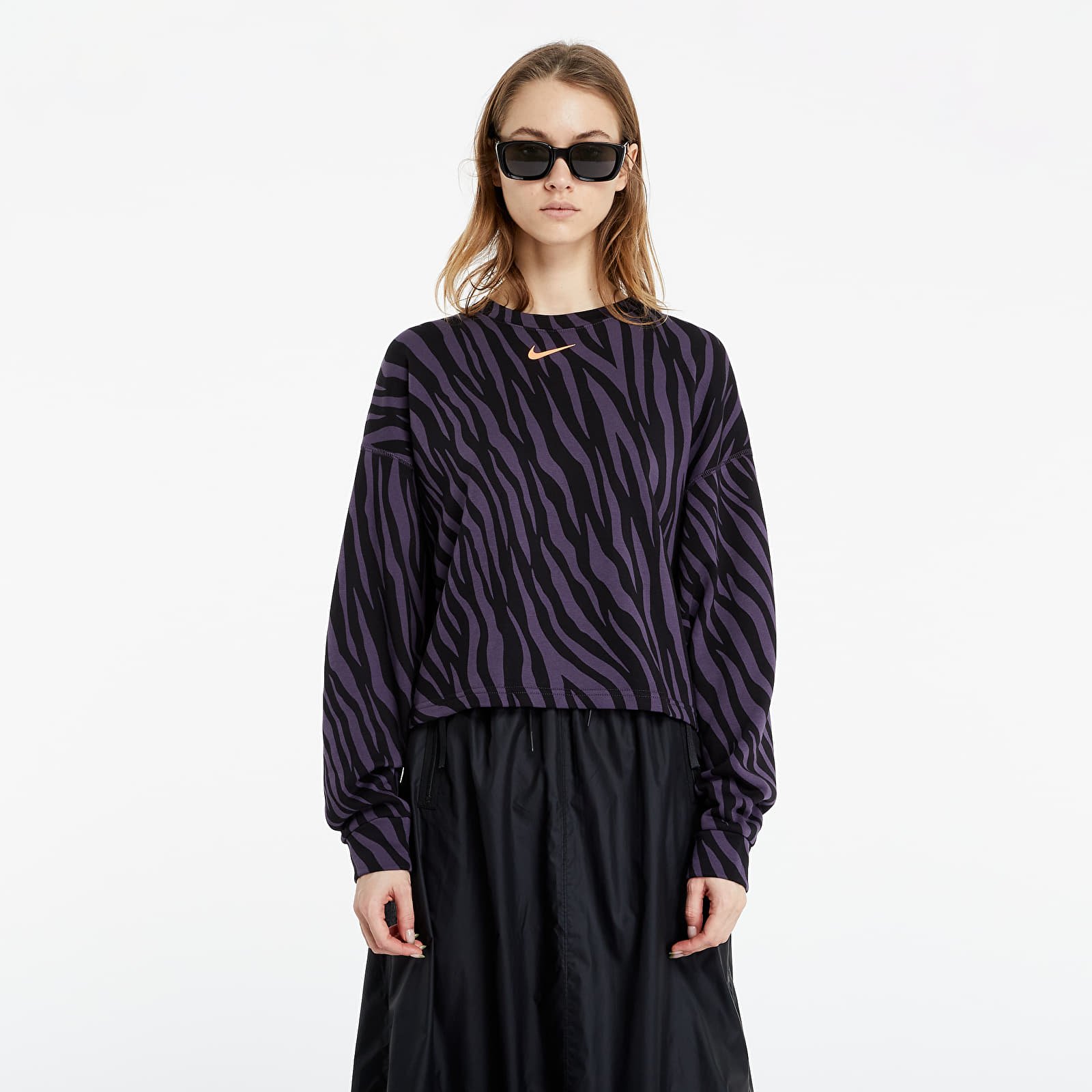 Hupparit ja collegepaidat Nike Sportswear AOP Icon Clash Fleece Crewneck Dark Raisin/ Bright Mango