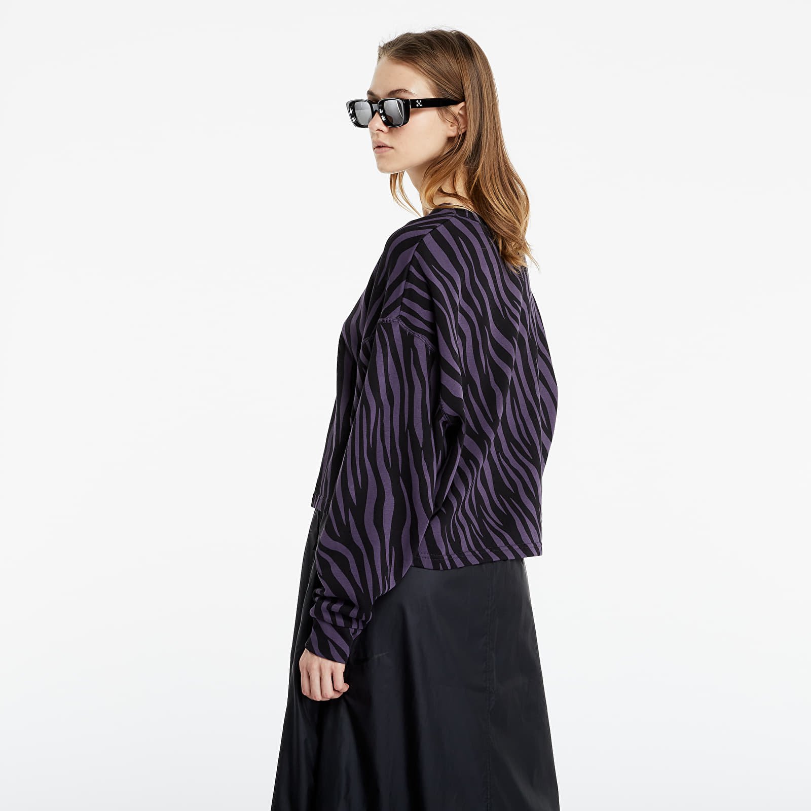 Hupparit ja collegepaidat Nike Sportswear AOP Icon Clash Fleece Crewneck Dark Raisin/ Bright Mango