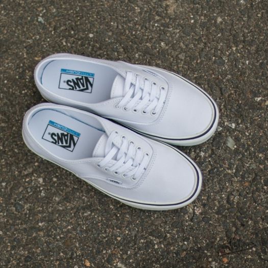 Vans authentic lite true top white