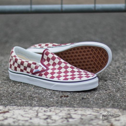 Men s shoes Vans Classic Slip On CHECKERBOARD Red Footshop