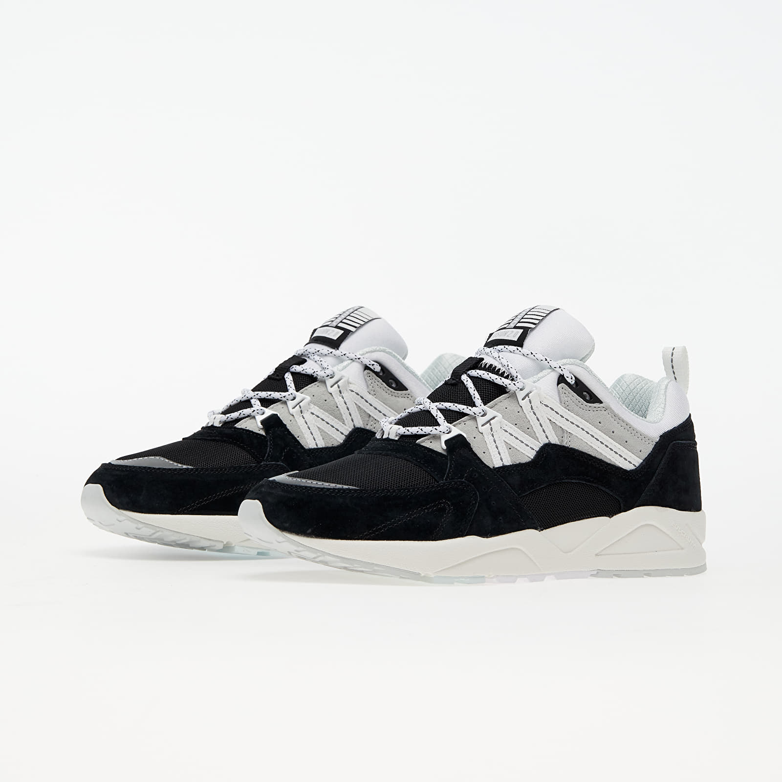 Férfi cipők Karhu Fusion 2.0 Jet Black/ Dawn Blue