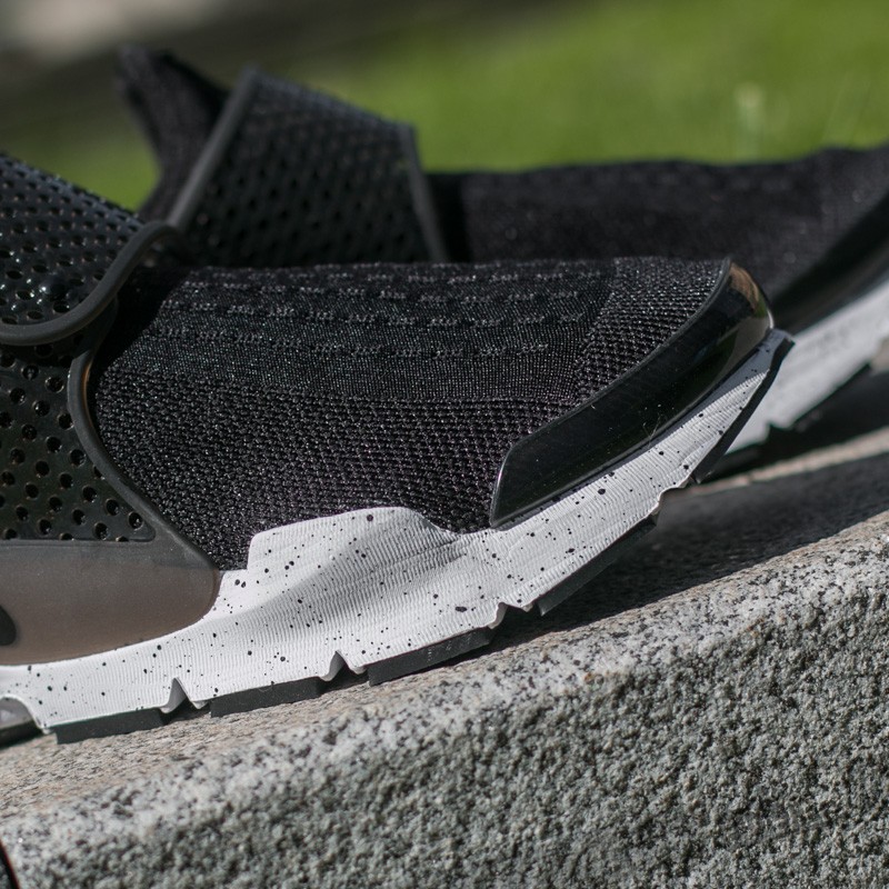 Men s shoes Nike Sock Dart Se Black Black White Footshop