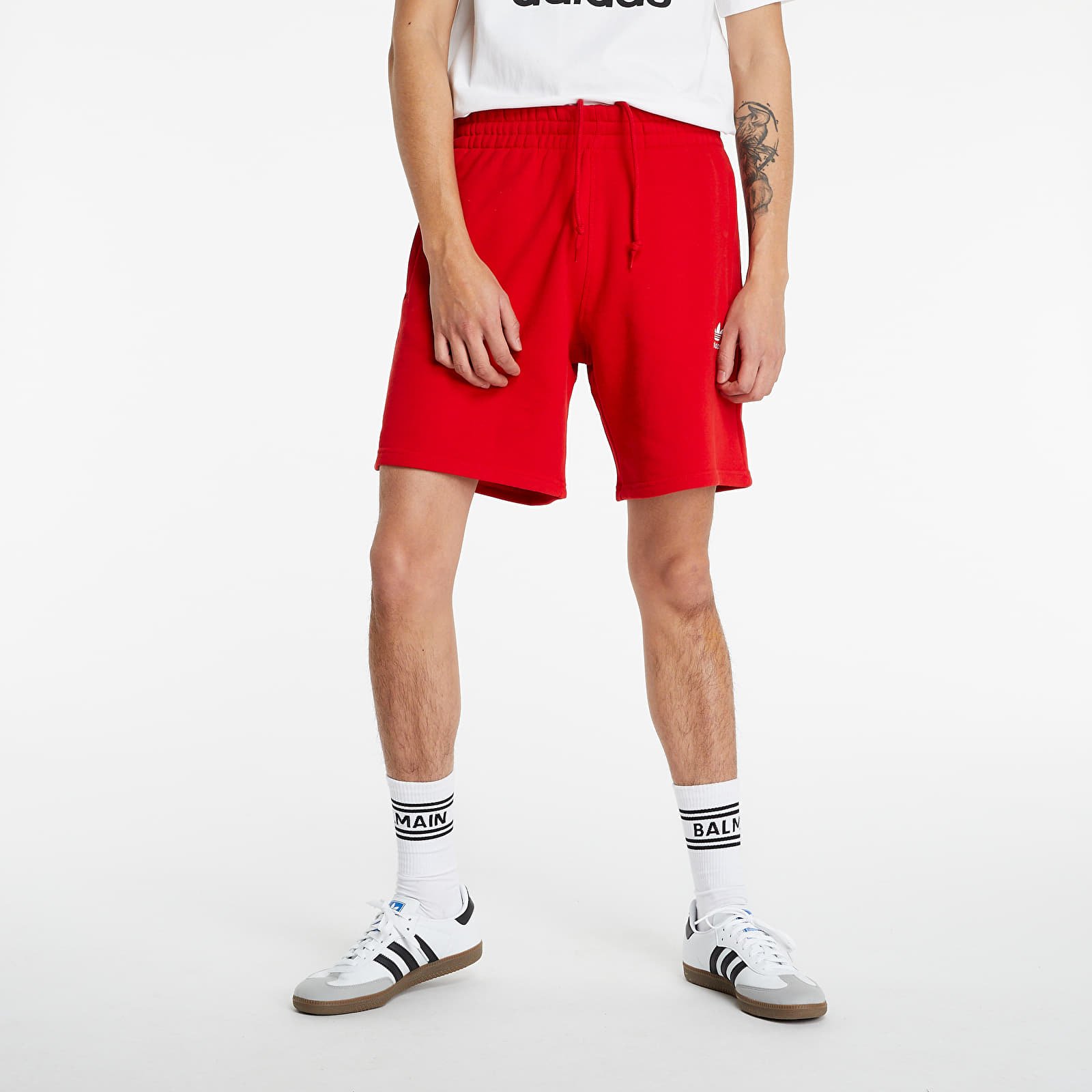 Kurzhosen adidas Loungewear Trefoil Essentials Shorts Scarlet