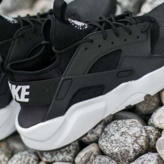 Nike air huarache run ultra size 7 cheap