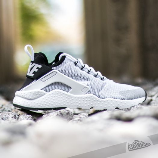 Nike W Air Huarache Run Ultra