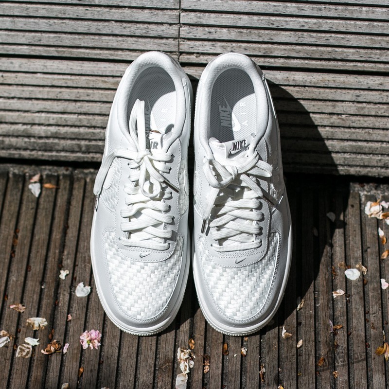 Scarpe uomo Nike Air Force 1 '07 LV8 Summit White/ Summit White- Summit White- Chrome