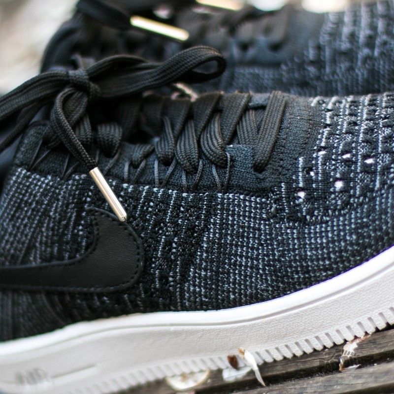 Women's shoes Nike W Air Force 1 Flyknit Low Black/ Black-White