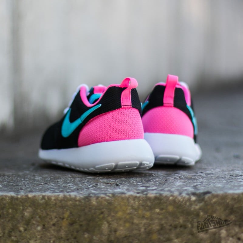 Women s shoes Nike Roshe One GS Black Gamma Blue Pink Blast
