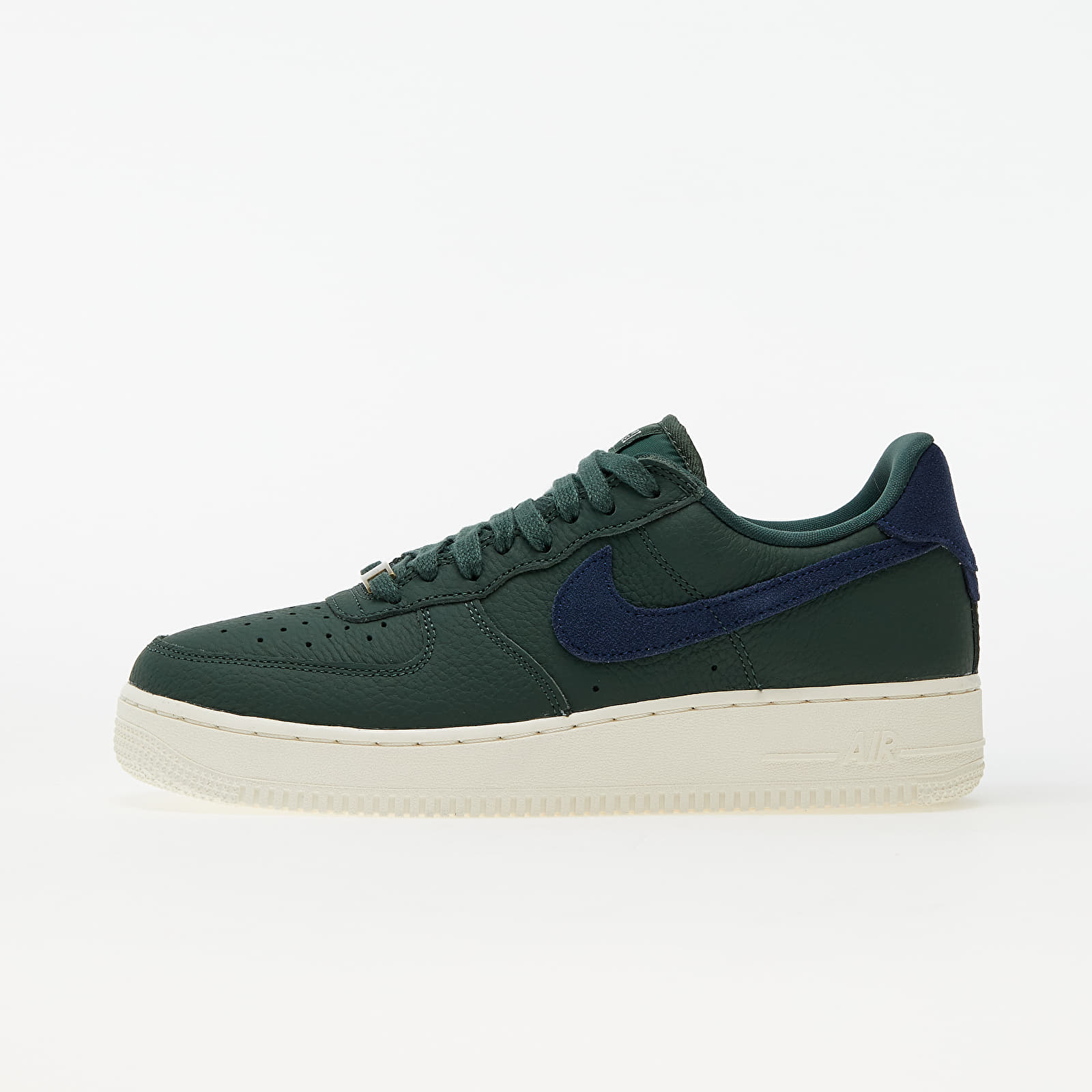 Moški čevlji Nike Air Force 1 '07 Craft Galactic Jade/ Midnight Navy
