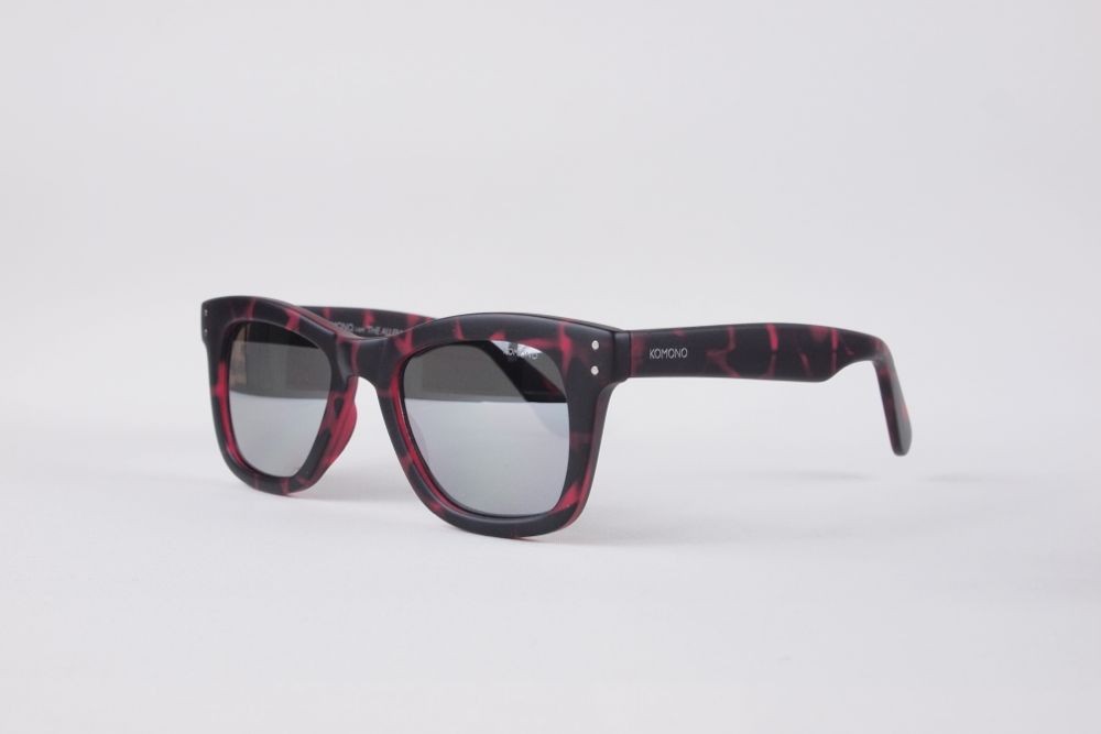 Komono Allen Matte Beetroot Tortoise | Footshop display picture 1