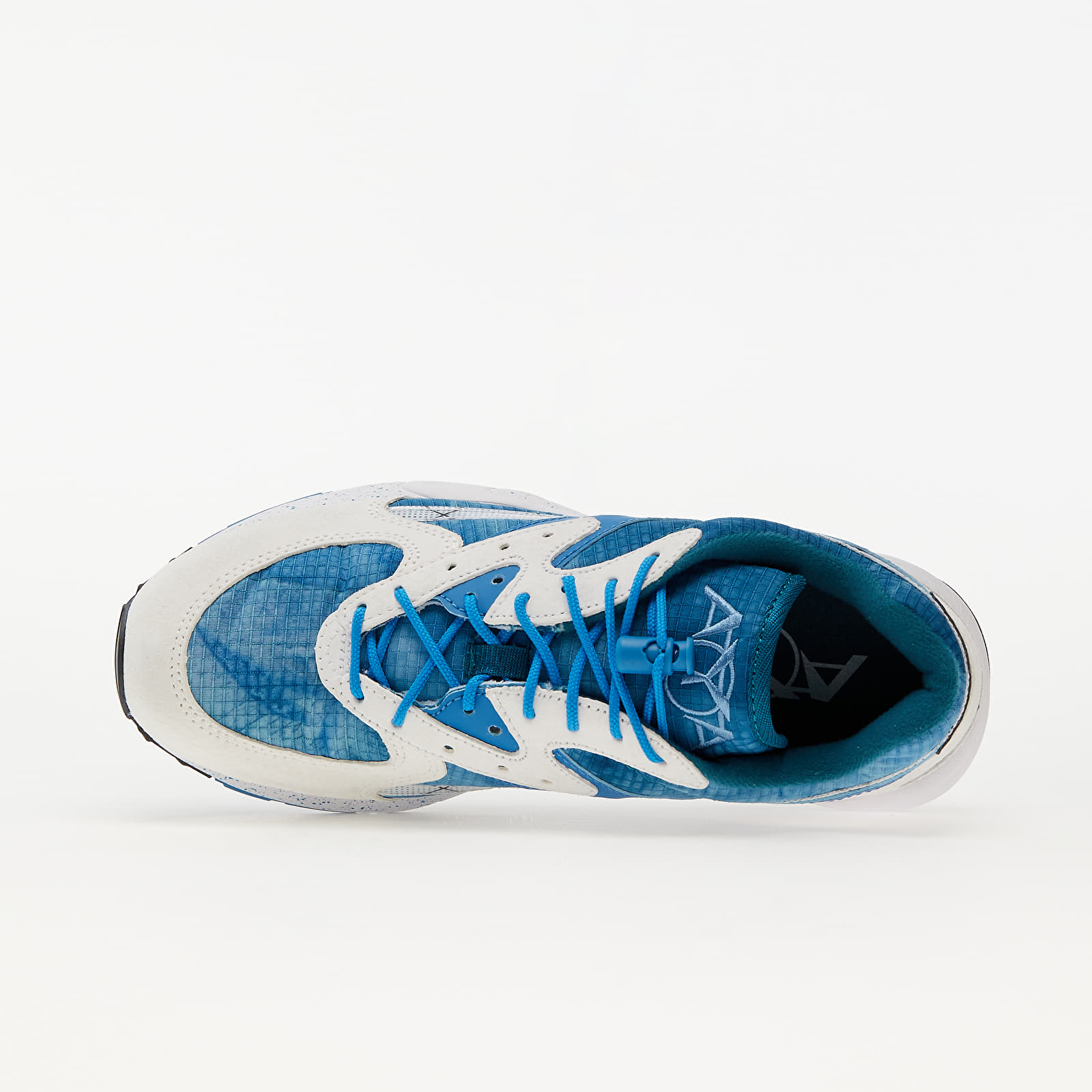 Men s shoes Saucony Aya White Blue Tie Dye Footshop