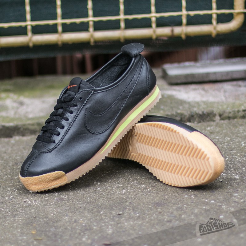 Women s shoes Nike WMNS Cortez 72 Black Black Balsa Gum Yellow