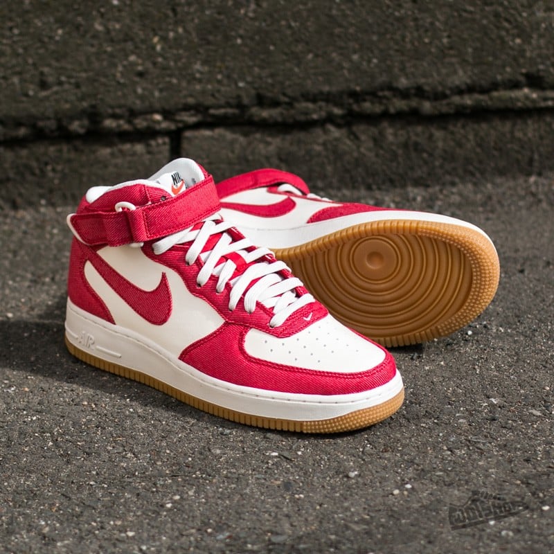 Nike air force on sale 1 7 mid red