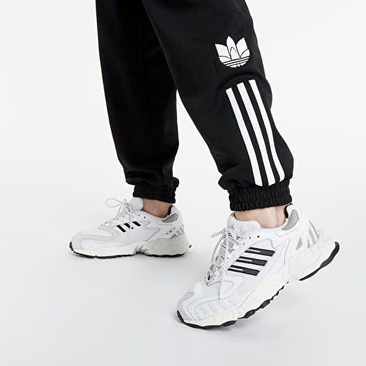 Adidas 3d trefoil joggers 2025